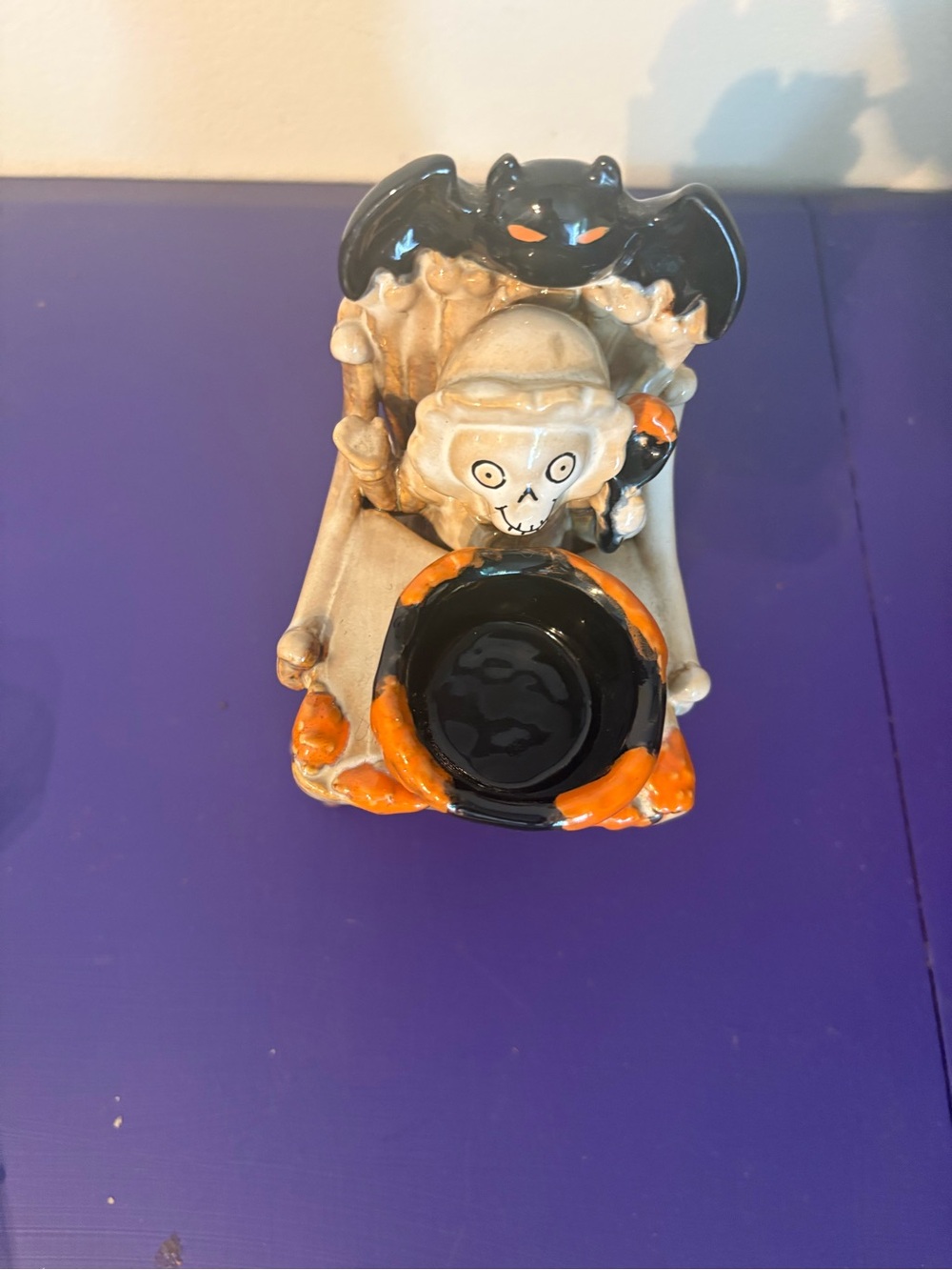 Yankee Candle Halloween Skull Candy Bowl in Black and Orange - Picture 2 of 4